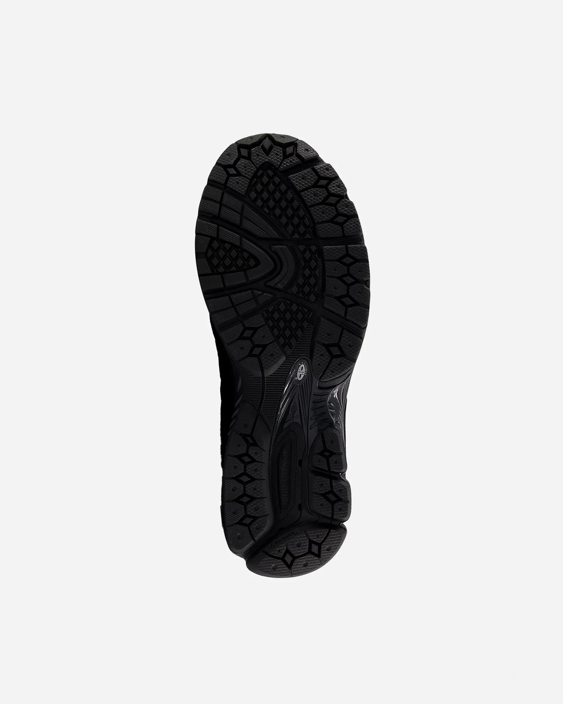 New Balance 2002R Protection Pack GORE-TEX Black